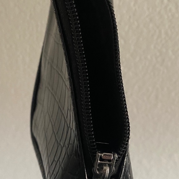 Fake leather shoulder bag - Picture 2 of 2